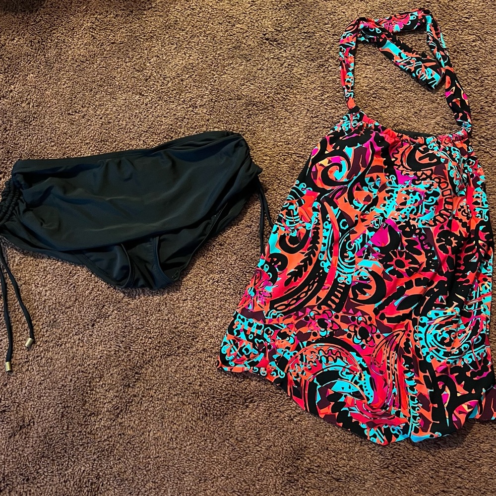 2 piece women’s tankini swim suit small